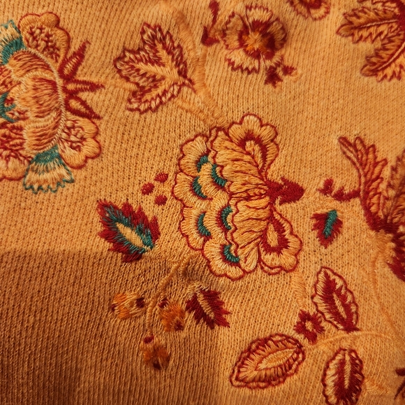 Sundance embroidered sweatshirt - Picture 4 of 10